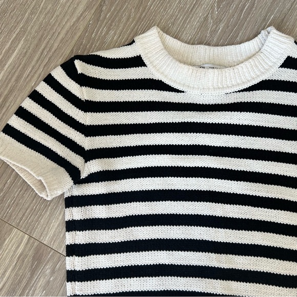 Navy & Cream Zara Knit Sweater Striped Top Small - Picture 3 of 4